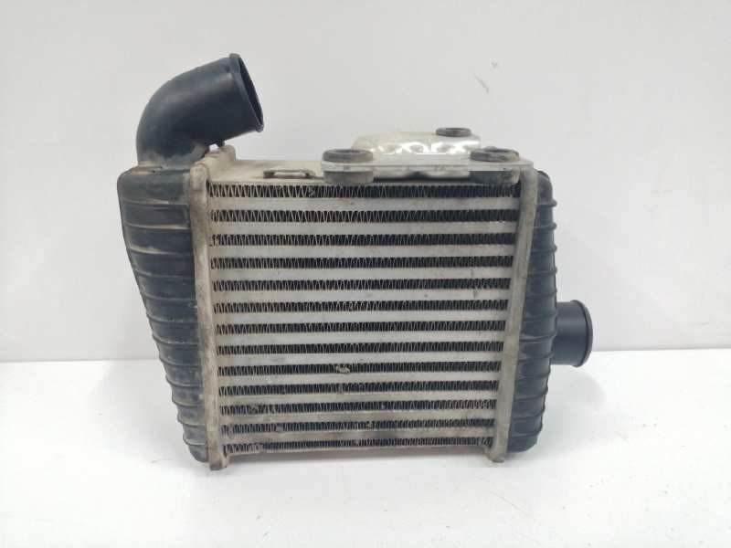Recambio de intercooler para kia cerato 2.0 turbodiesel cat referencia OEM IAM 2827027010  