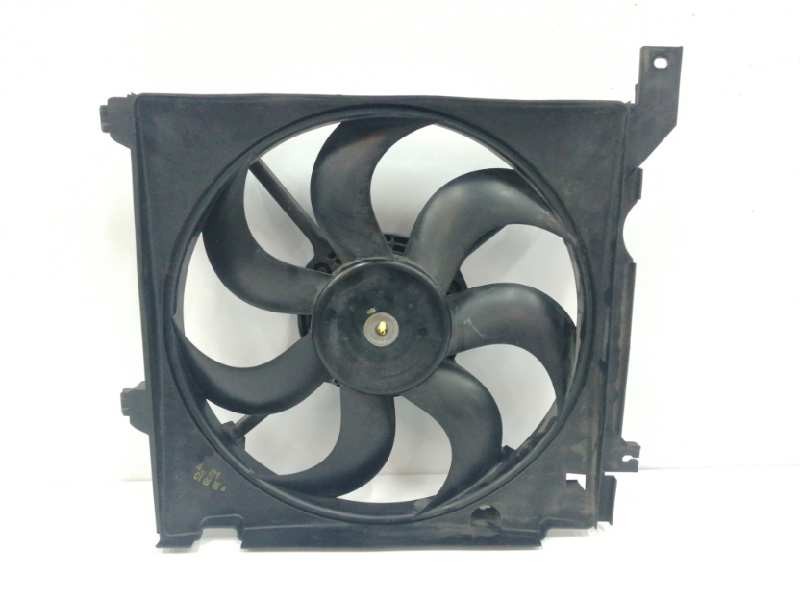 Recambio de electroventilador para kia cerato 2.0 turbodiesel cat referencia OEM IAM 253802EXXX  