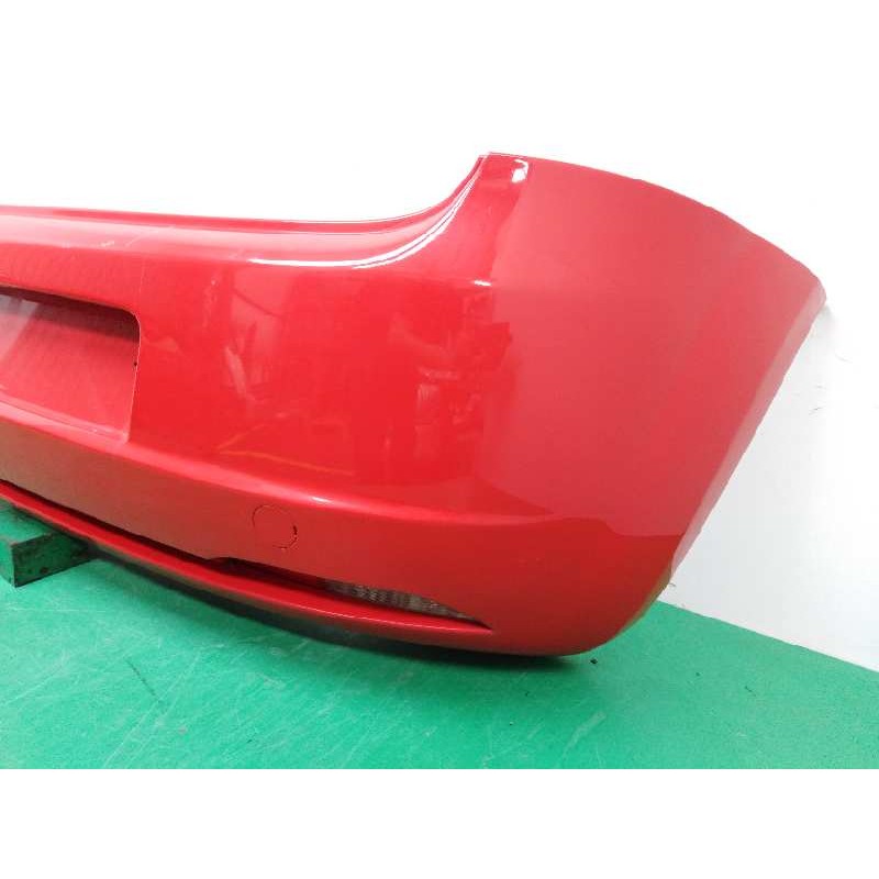 PARAGOLPES TRASERO