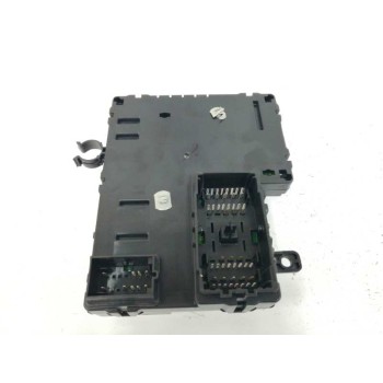 Recambio de caja reles / fusibles para kia carnival 2.9 crdi cat referencia OEM IAM 919544D271  