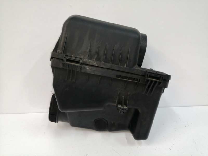 Recambio de filtro aire para kia carnival 2.9 crdi cat referencia OEM IAM 281104D400  