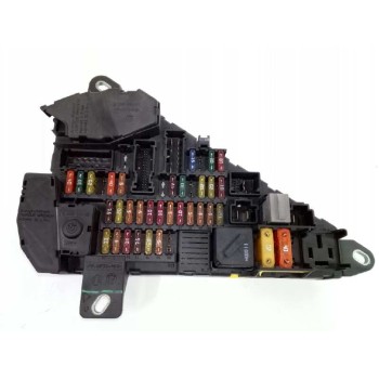 CAJA RELES / FUSIBLES 6906588 