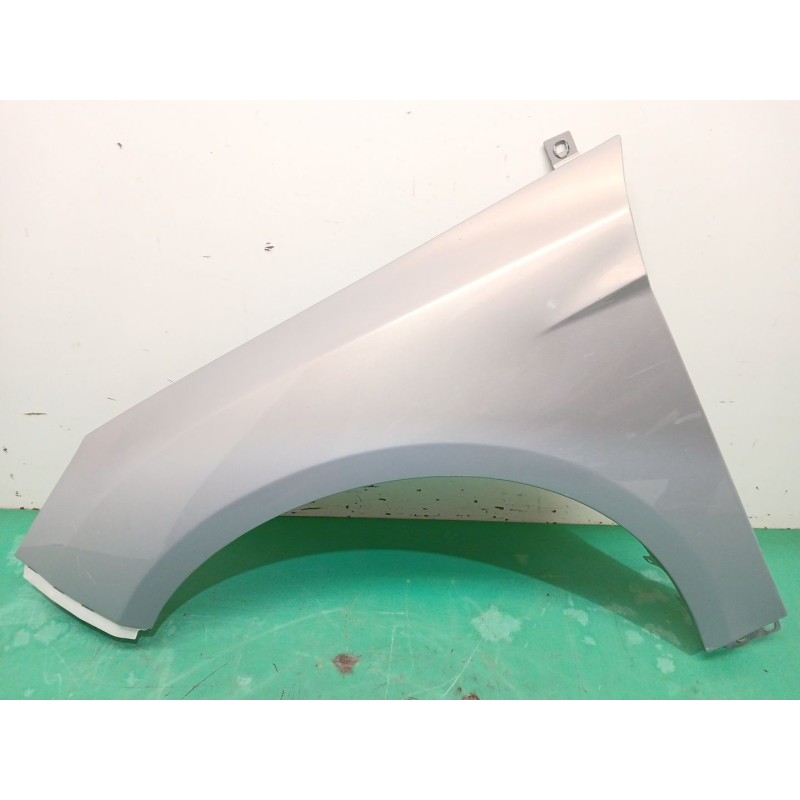 Recambio de aleta delantera izquierda para ford focus iii 1.6 tdci referencia OEM IAM 2171304  