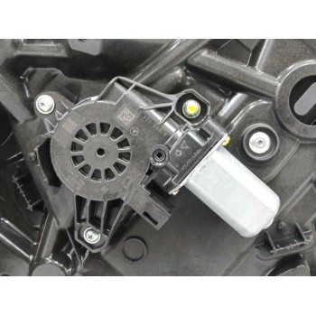 Recambio de elevalunas trasero derecho para mercedes-benz benz gla (h247) gla 200 d (247.712) referencia OEM IAM A2477309301  