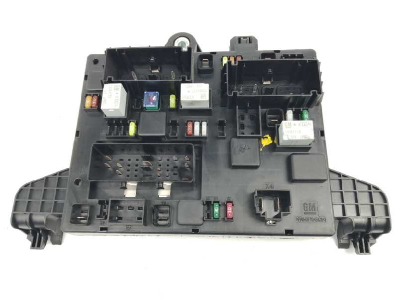 Recambio de caja reles / fusibles para opel zafira tourer 1.6 cdti dpf referencia OEM IAM 13449202 365927271 Recambio de caja reles / fusibles para opel zafira tourer 1.6 cdti dpf referencia OEM IAM 13449202 365927271