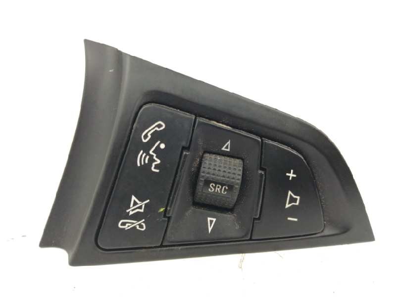 Recambio de mando volante para opel zafira tourer 1.6 cdti dpf referencia OEM IAM 13268686 LADO DERECHO Recambio de mando volante para opel zafira tourer 1.6 cdti dpf referencia OEM IAM 13268686 LADO DERECHO