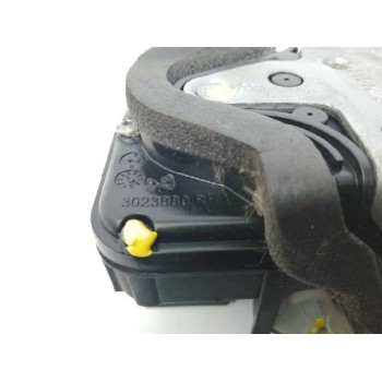 Recambio de cerradura puerta trasera derecha para opel zafira tourer 1.6 cdti dpf referencia OEM IAM 3023880  