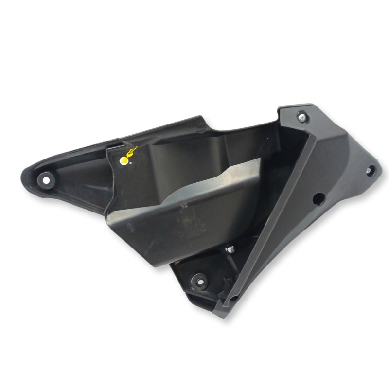 CARENADO DELANTERO IZQUIERDO