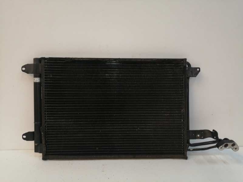Recambio de condensador / radiador aire acondicionado para seat leon (1p1) 1.6 referencia OEM IAM 1K0820411H  