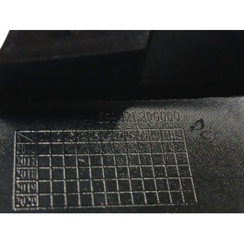 Recambio de carenado para benelli bn bn 125 (u30) referencia OEM IAM 65902L290000 TRASERO DERECHO 