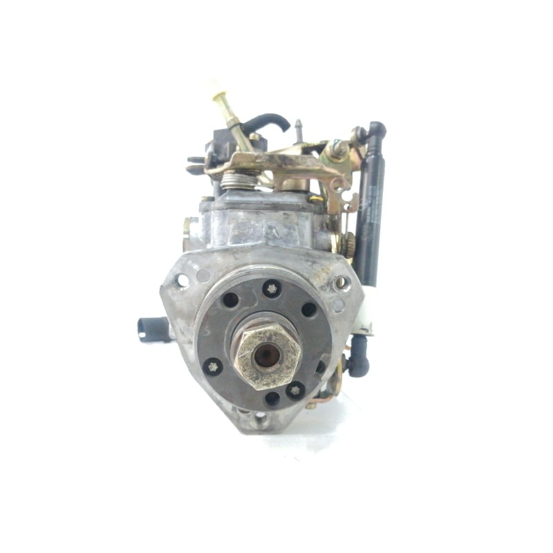 BOMBA INYECCION R8448B070A