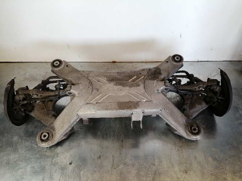 Recambio de puente trasero para audi a8 (4e2) 6.0 w12 48v cat (bht) referencia OEM IAM 4E0505235H Recambio de puente trasero para audi a8 (4e2) 6.0 w12 48v cat (bht) referencia OEM IAM 4E0505235H