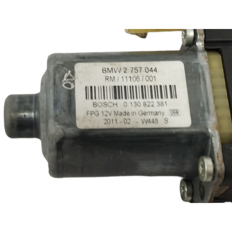 ELEVALUNAS DELANTERO DERECHO 0130822381