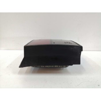 Recambio de piloto trasero derecho para renault 21 berlina (b/l48) 2.1 diesel referencia OEM IAM 7700792910  