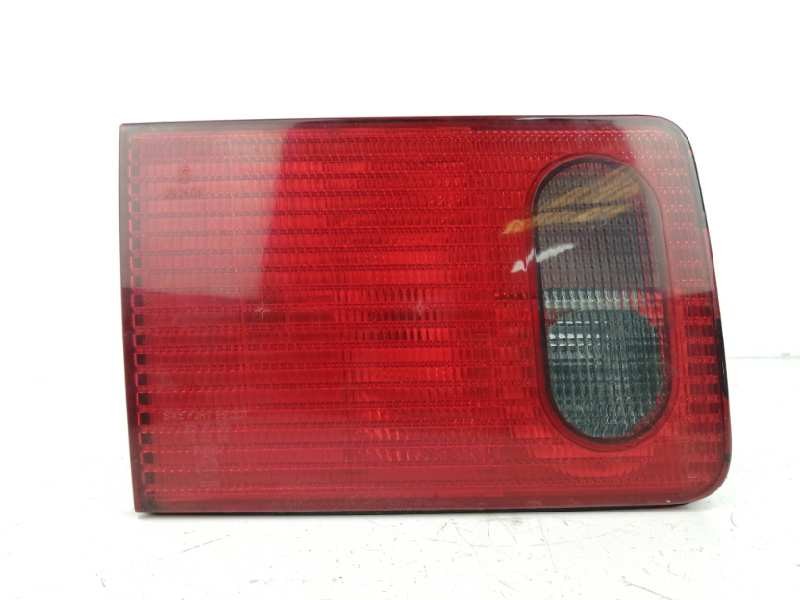 Recambio de piloto trasero izquierdo interior para audi a8 (d2) 4.2 quattro referencia OEM IAM 4D0945093G  