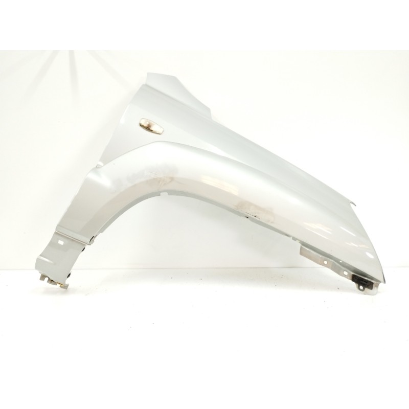 Recambio de aleta delantera derecha para kia sportage 2.0 crdi referencia OEM IAM   