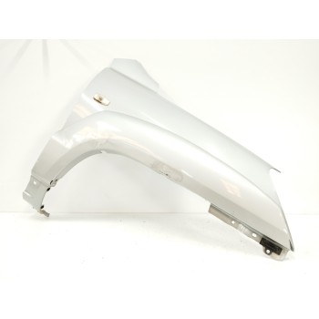 Recambio de aleta delantera derecha para kia sportage 2.0 crdi referencia OEM IAM   