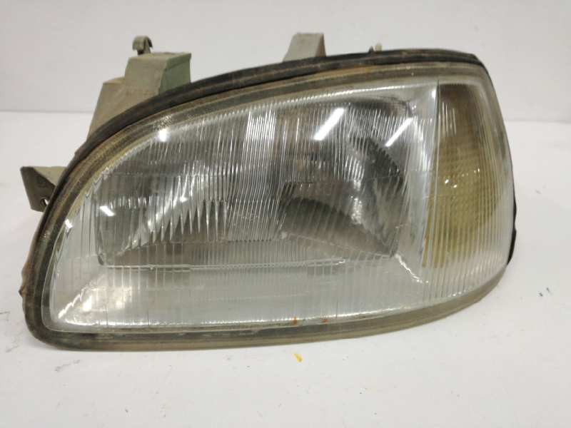 Recambio de faro izquierdo para renault clio i phase iii 1.2 referencia OEM IAM 7700845787  