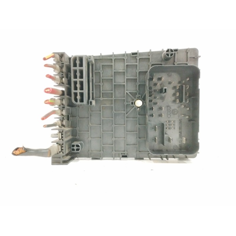 CAJA RELES / FUSIBLES