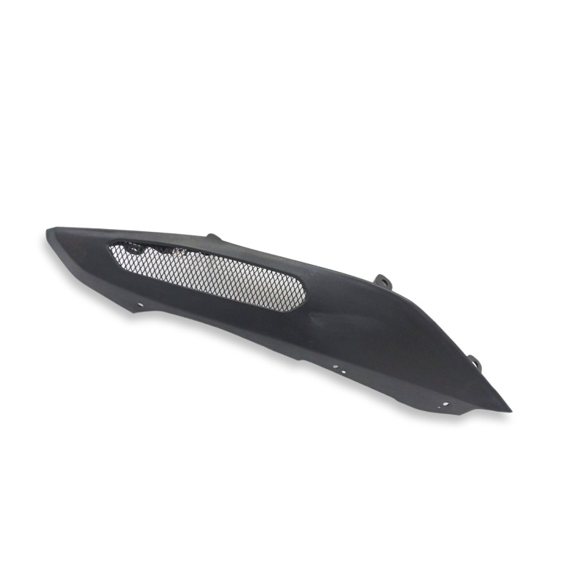 Recambio de carenado para benelli bn bn 125 (u30) referencia OEM IAM 65921L290000 TRASERO DERECHO 