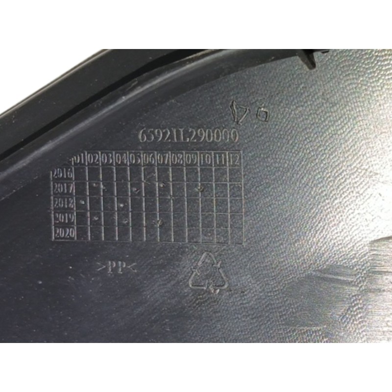 CARENADO TRASERO DERECHO