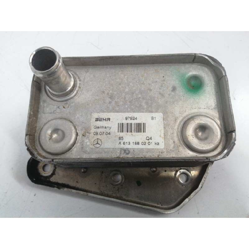 Recambio de enfriador aceite motor para mercedes-benz clase e (w211) berlina e 320 cdi (211.026) referencia OEM IAM A6131880201 