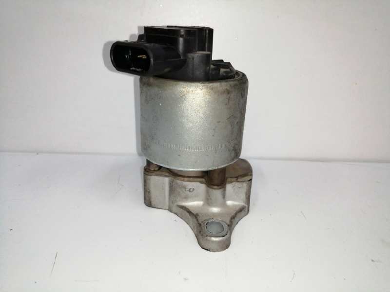 Recambio de valvula egr para peugeot 407 1.8 16v cat referencia OEM IAM 97097  