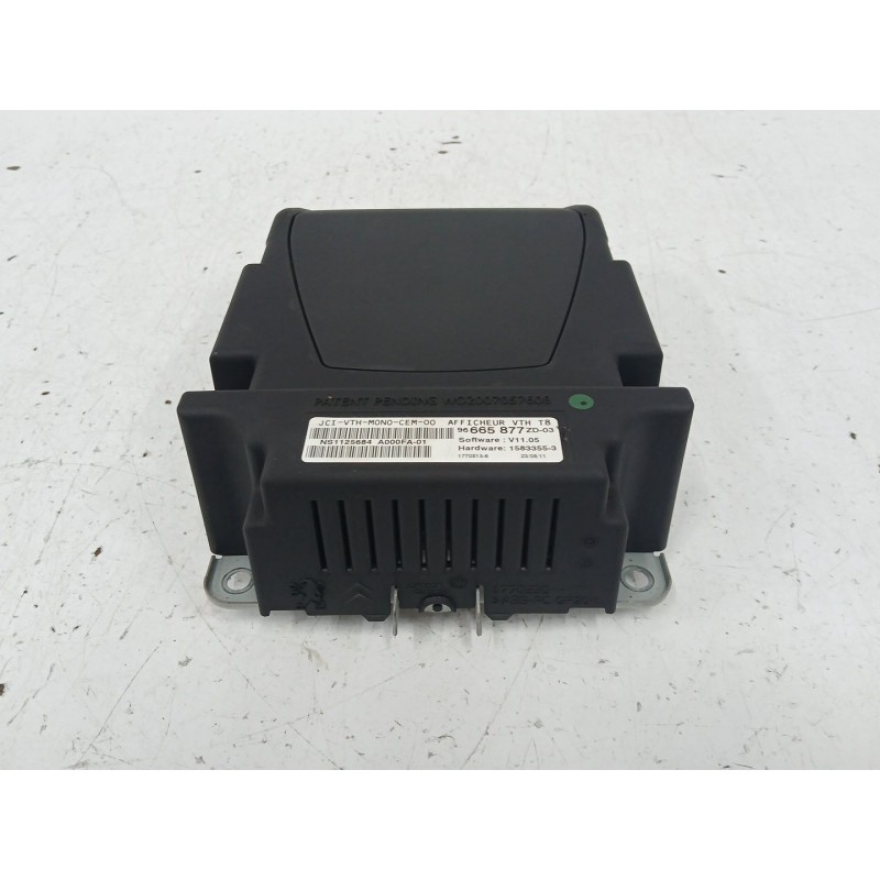 Recambio de pantalla multifuncion para peugeot 3008 i monospace (0u_) 1.6 thp referencia OEM IAM 96665877ZD  