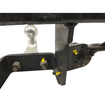 Recambio de enganche remolque para lexus rx 3.5 v6 cat referencia OEM IAM   