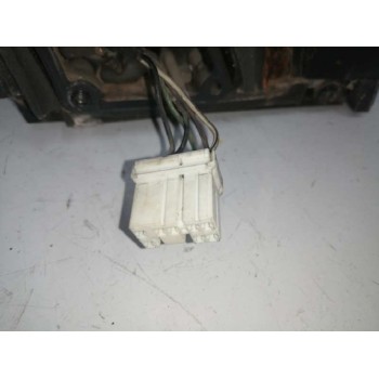 Recambio de retrovisor izquierdo para kia carnival 2.9 turbodiesel cat referencia OEM IAM  5 CABLES 
