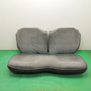 Recambio de asientos traseros para renault fuego 2.0 referencia OEM IAM  NECESITA REPARACION 