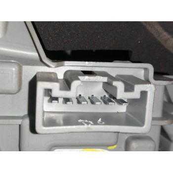 Recambio de piloto trasero derecho para toyota corolla (e12) 1.4 turbodiesel cat referencia OEM IAM 8155002301  