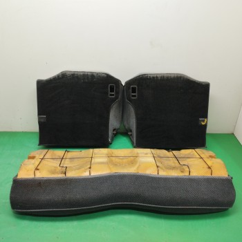 Recambio de asientos traseros para renault fuego 2.0 referencia OEM IAM  NECESITA REPARACION 