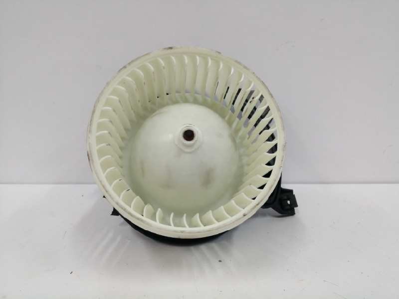 Recambio de motor calefaccion para fiat punto (199) nueva coleccion referencia OEM IAM 5D3330100 Recambio de motor calefaccion para fiat punto (199) nueva coleccion referencia OEM IAM 5D3330100