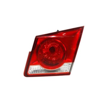 Recambio de piloto trasero derecho interior para chevrolet cruze (j300) 2.0 cdi referencia OEM IAM 95130773  