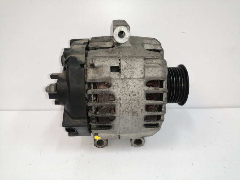 Recambio de alternador para opel meriva b 1.6 cdti dpf referencia OEM IAM 13586366 2618063A 140A