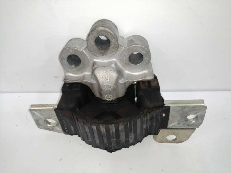 Recambio de soporte motor derecho para fiat punto (199) nueva coleccion referencia OEM IAM   