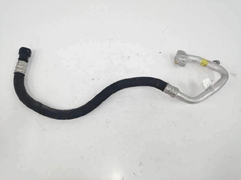 Recambio de tubos aire acondicionado para fiat punto (199) nueva coleccion referencia OEM IAM 52087146  