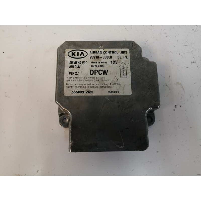 Recambio de centralita airbag para kia sorento 2.5 crdi referencia OEM IAM 959103E060  