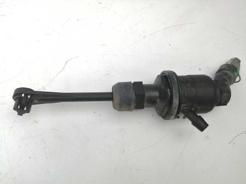 Recambio de bomba embrague para nissan x-trail (t31) 2.0 dci turbodiesel cat referencia OEM IAM 30610JG40A  