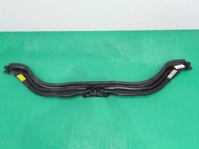 Recambio de travesaño superior para jeep gr.cherokee (wj/wg) 2.7 crd cat referencia OEM IAM 52079416  