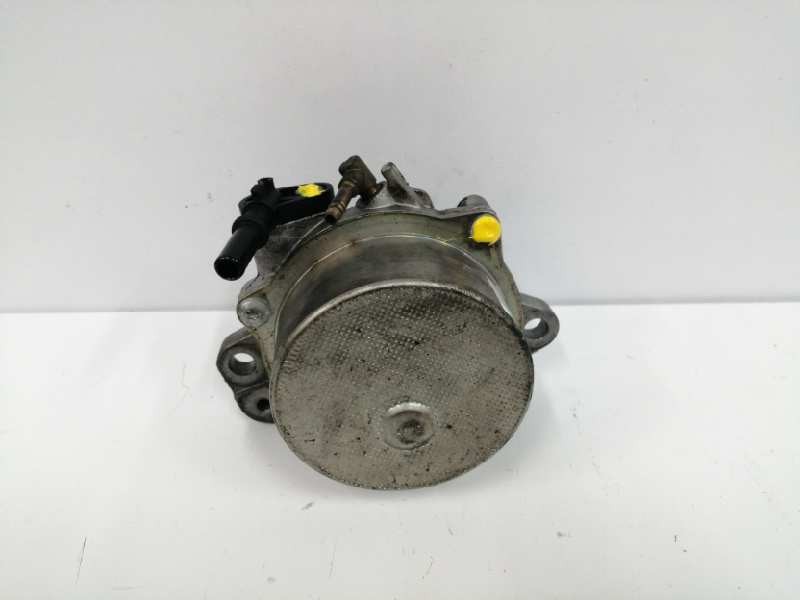 Recambio de depresor freno / bomba vacio para fiat doblo cargo basis maxi kasten referencia OEM IAM   