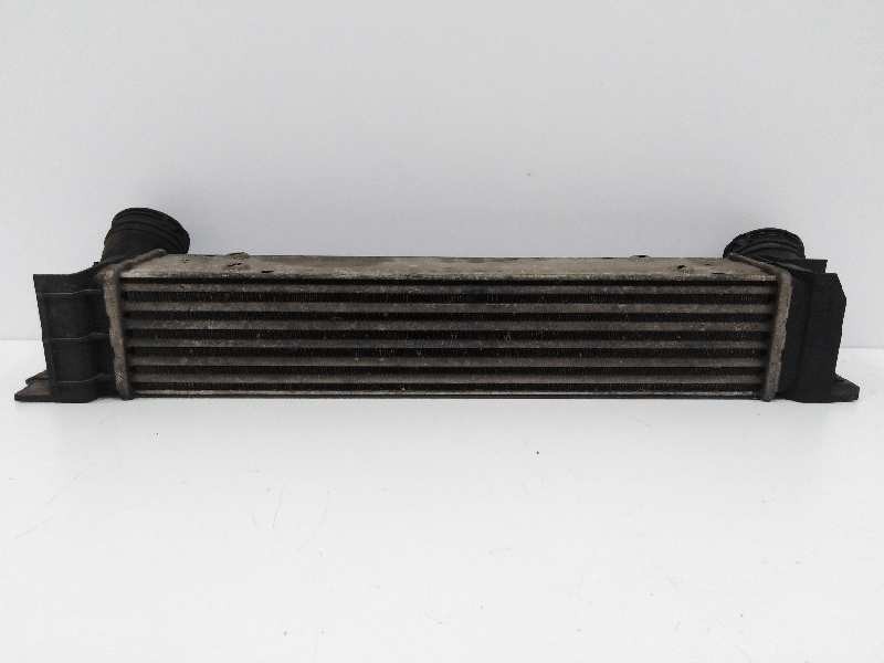 Recambio de intercooler para bmw serie 3 berlina (e90) 2.0 turbodiesel cat referencia OEM IAM 3093796 Recambio de intercooler para bmw serie 3 berlina (e90) 2.0 turbodiesel cat referencia OEM IAM 3093796