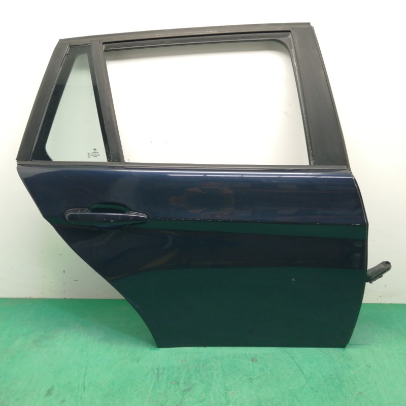 Recambio de puerta trasera derecha para bmw serie 3 touring (e91) 2.0 16v diesel referencia OEM IAM 41007203676  