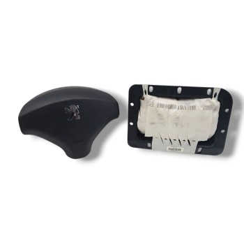 Recambio de salpicadero para peugeot 3008 i monospace (0u_) 1.6 thp referencia OEM IAM 9685481677 9684672580 96845302ZE