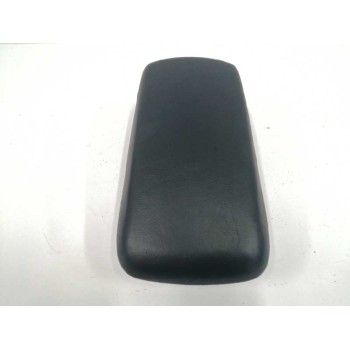 Recambio de apoyabrazos central para kia cee´d 1.6 crdi cat referencia OEM IAM 846601H1000Z SOLO LA TAPA 