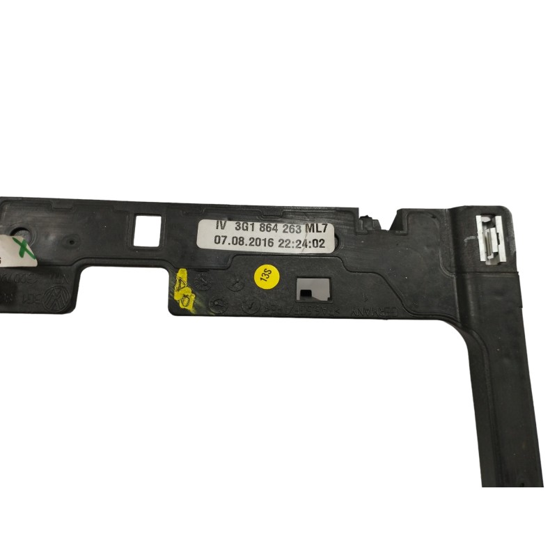 MOLDURA KIT SALPICADERO 3G1858069E