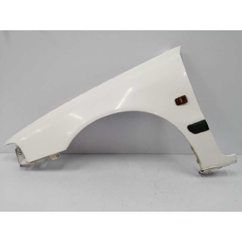 Recambio de aleta delantera izquierda para volvo s40 berlina td referencia OEM IAM 30844333  