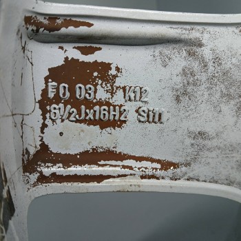 Recambio de llanta para ford focus c-max (cap) 1.6 tdci cat referencia OEM IAM 3M5J1007BA 6,5JX16H2 ET52,5 5H 5X110