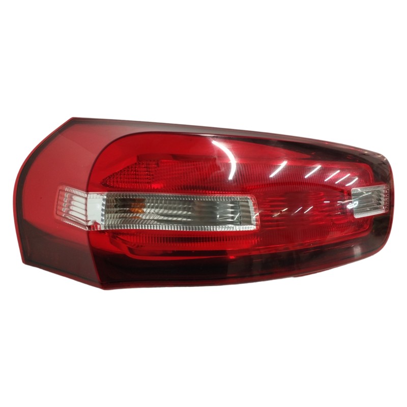 PILOTO TRASERO IZQUIERDO OBSERVAR FOTOS